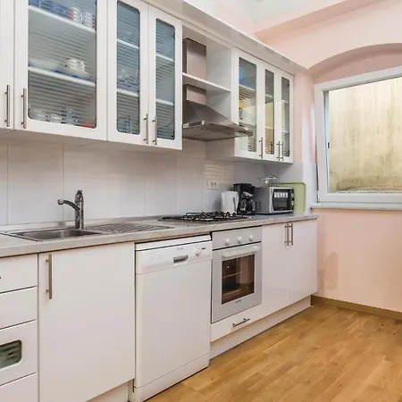 3 Bedroom Cozy In 度假居