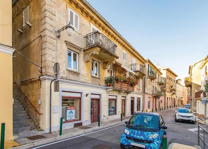 Case de vacanță Cozy In With Wifi