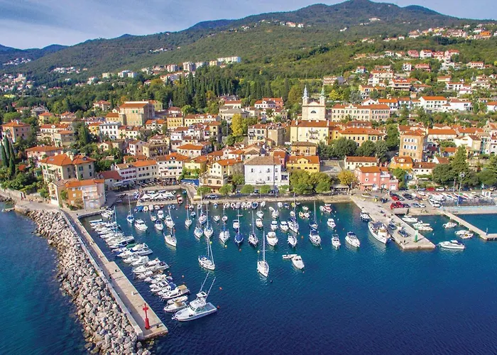 Cozy In With Wifi Case de vacanță Opatija